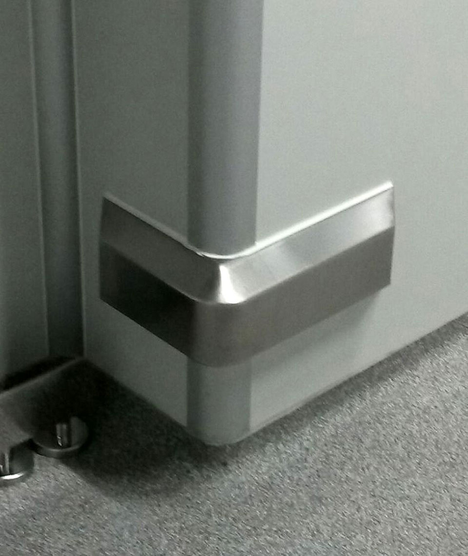 Protecci贸聛n esquinera de pared